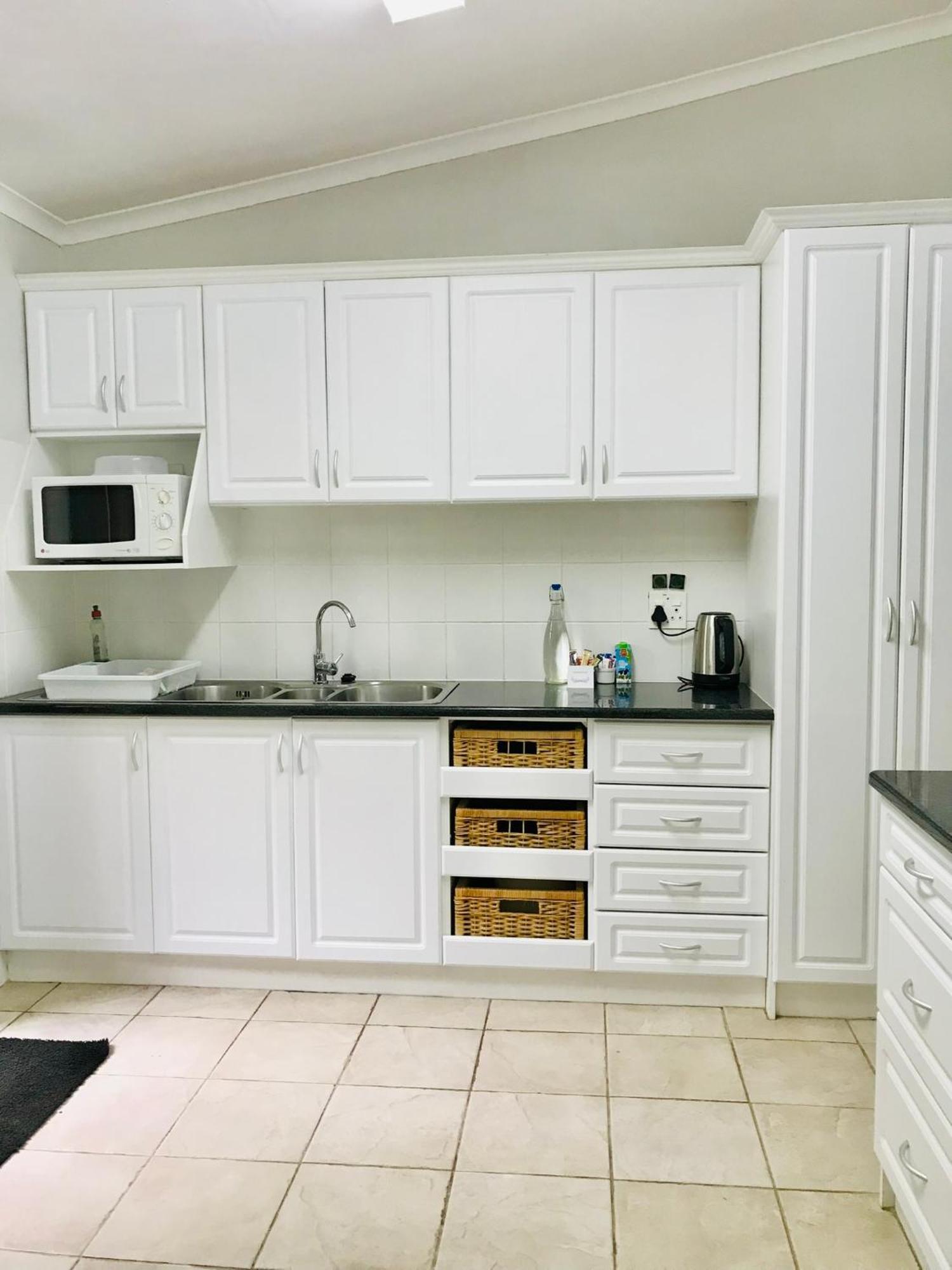 10Vdw Self Catering Apartments Durbanville Luaran gambar